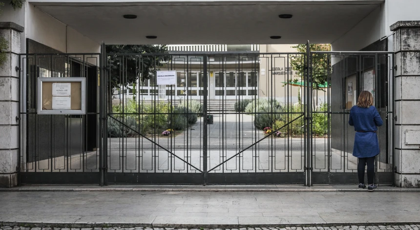 Vazamento de Provas do 9º Ano: MEC Alerta Pais e Alunos Após Escândalo em Exames!